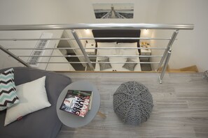 Deluxe Double rooms, shared terrace | Down comforters, in-room safe, desk, laptop workspace - Central Old Town Rooms (Split)