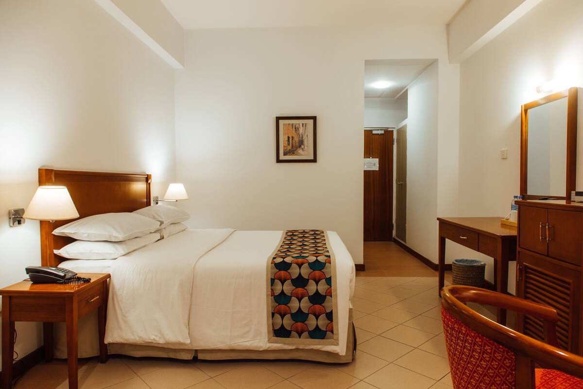 Deluxe Double or Twin Room