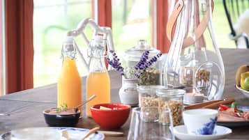 Ferdiglaget frokost er inkludert hver dag