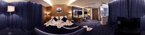 Suite (Monarch) | Minibar, in-room safe, desk, blackout drapes - Monarch Hotel Amman (Amman)