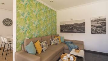 Villa | Wohnzimmer | Plasmafernseher