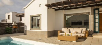 Playa Blanca Beach Mate