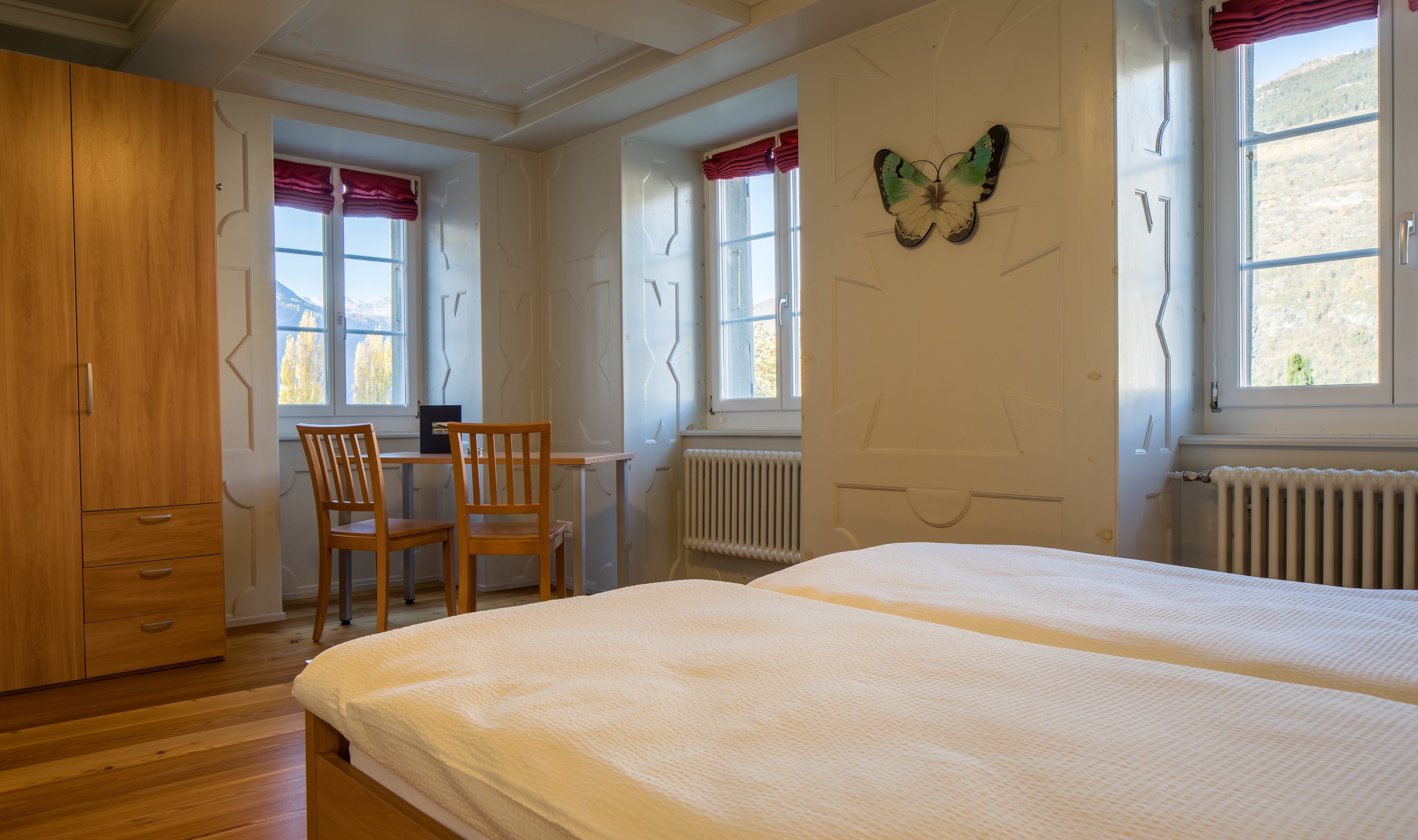 standard double or twin room, 2 single beds | 1 bedroom, desk, cots/infant beds, free wifi