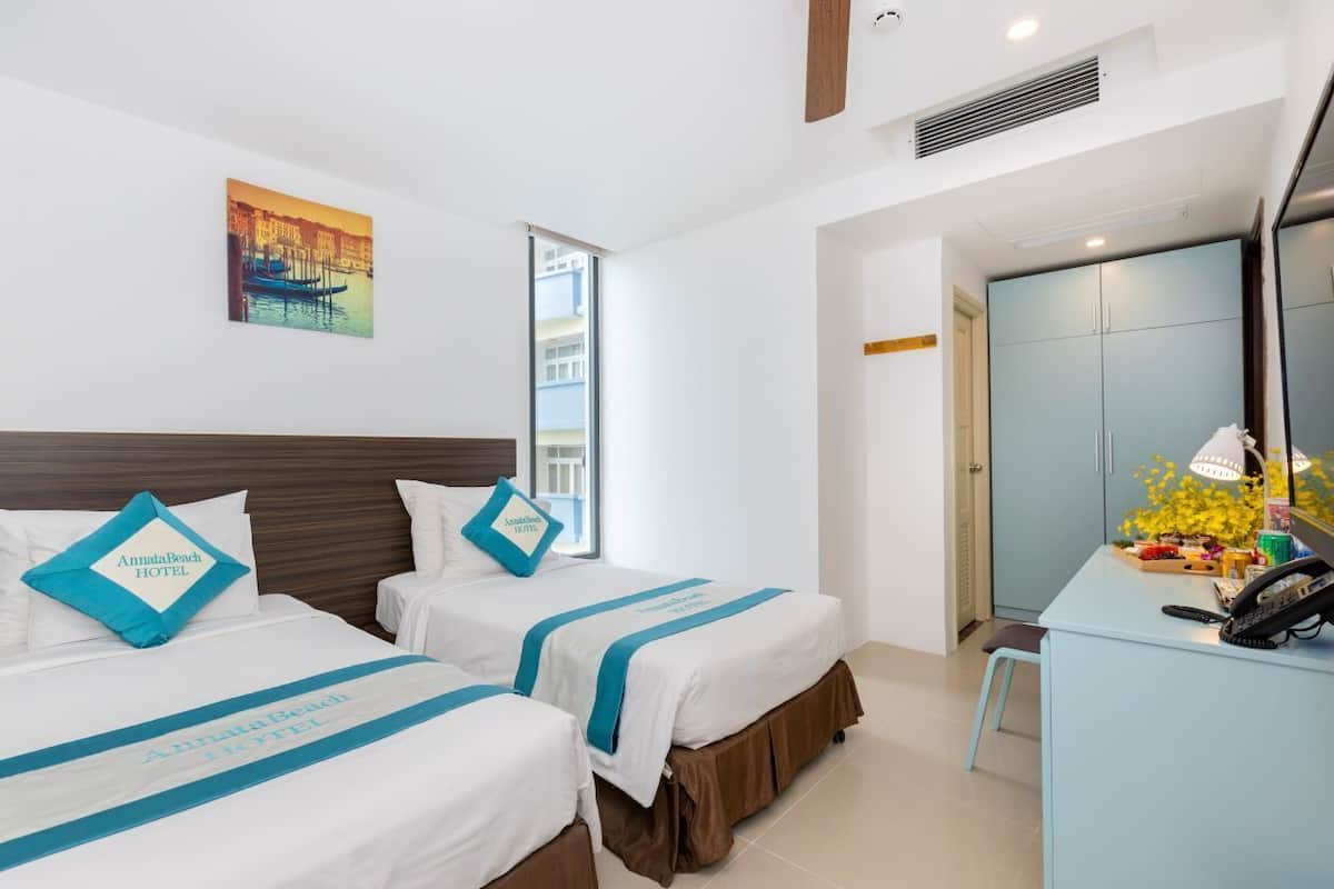 Quarto luxo, vista para o jardim (Family) | 1 quarto, roupas de cama premium, camas Select Comfort, frigobar