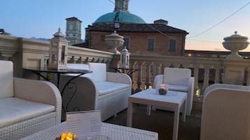 Rooftop terrace