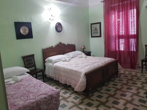 Rollaway beds, bed sheets