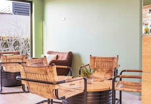Flat-screen TV - B&B HOTEL Brumath Bernolsheim (Bernolsheim)