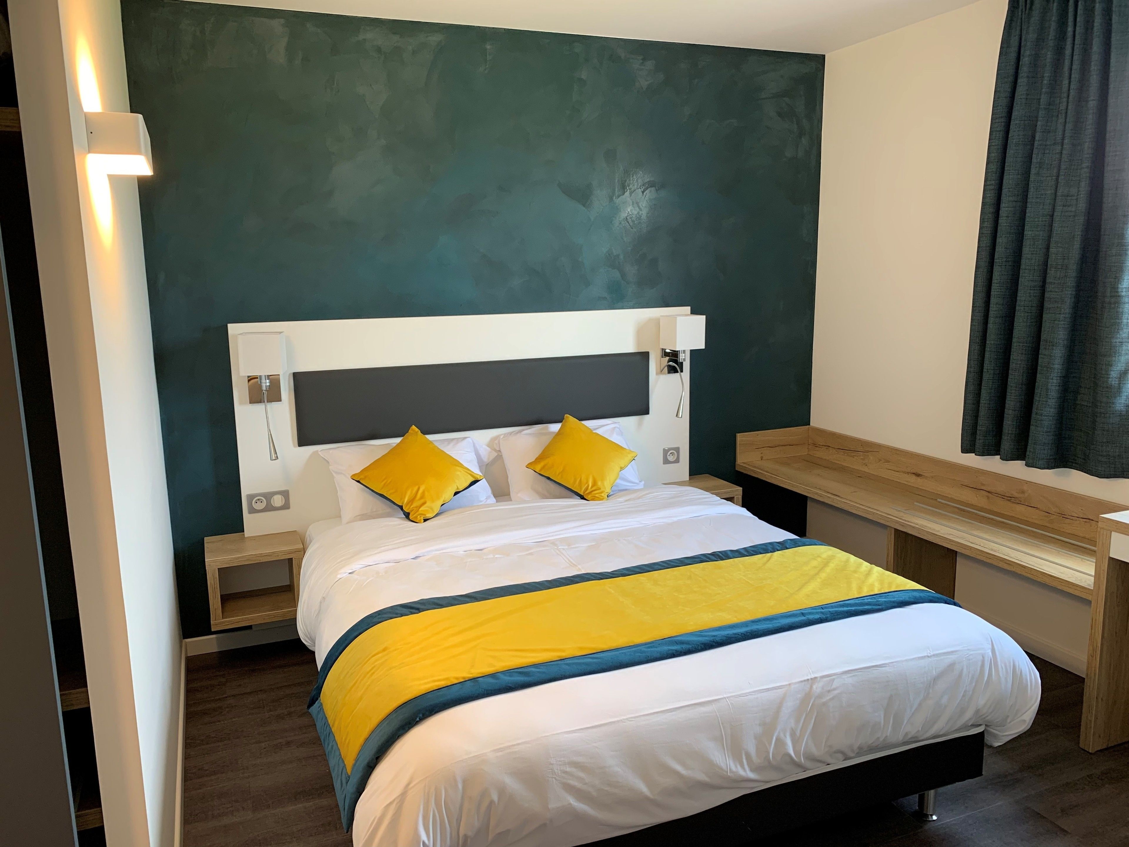 standard double room | 1 bedroom, premium bedding, in-room safe, desk