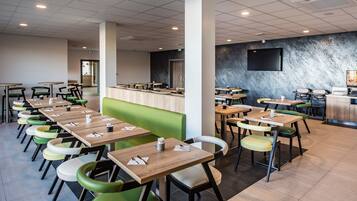 Dagelijks ontbijtbuffet (toeslag)