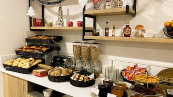 Daily buffet breakfast (EUR 14 per person)
