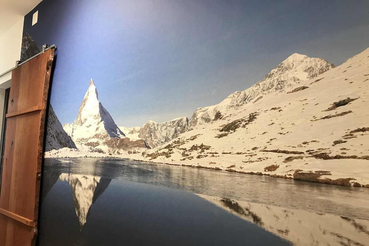 Unter der Brücke & Matterhorn  | デスク、遮光カーテン、WiFi (無料)、ベッドシーツ