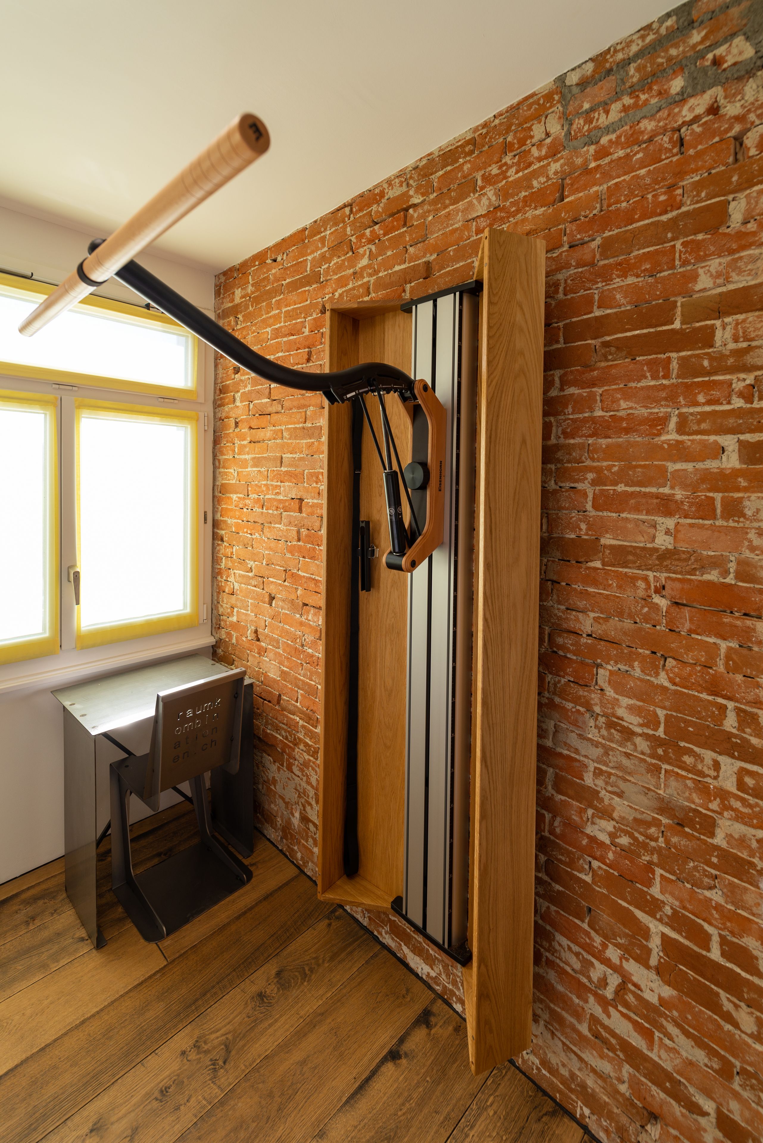 new york graffiti | desk, blackout curtains, free wifi, bed sheets