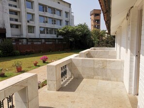 Area banquet outdoor