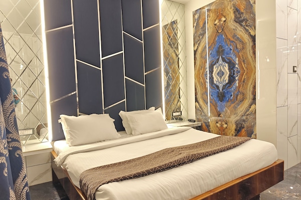 Premium Room, Balcony | Premium bedding, individually decorated, individually furnished, desk