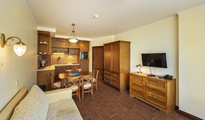 Luxury Apartment, 1 Bedroom, Balcony | Premium bedding, Select Comfort beds, in-room safe