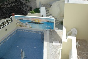 Property grounds - Vina's Place (Santorini)