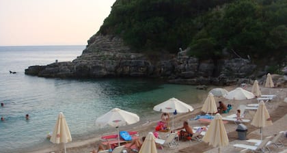 Delphin Rooms Sivota
