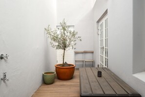 Courtyard - 39 Loader (Cape Town)