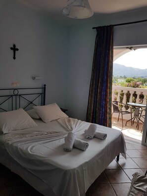 In-room safe, individually furnished, blackout curtains, free WiFi - Villasabella (Zakynthos)