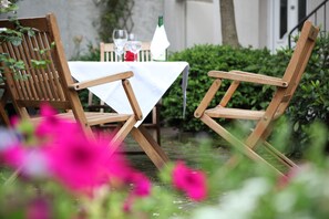 Terrace/patio - Hotel Elysee (Seligenstadt)
