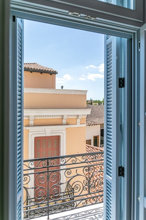 Elegant Suite, Partial Acropolis View