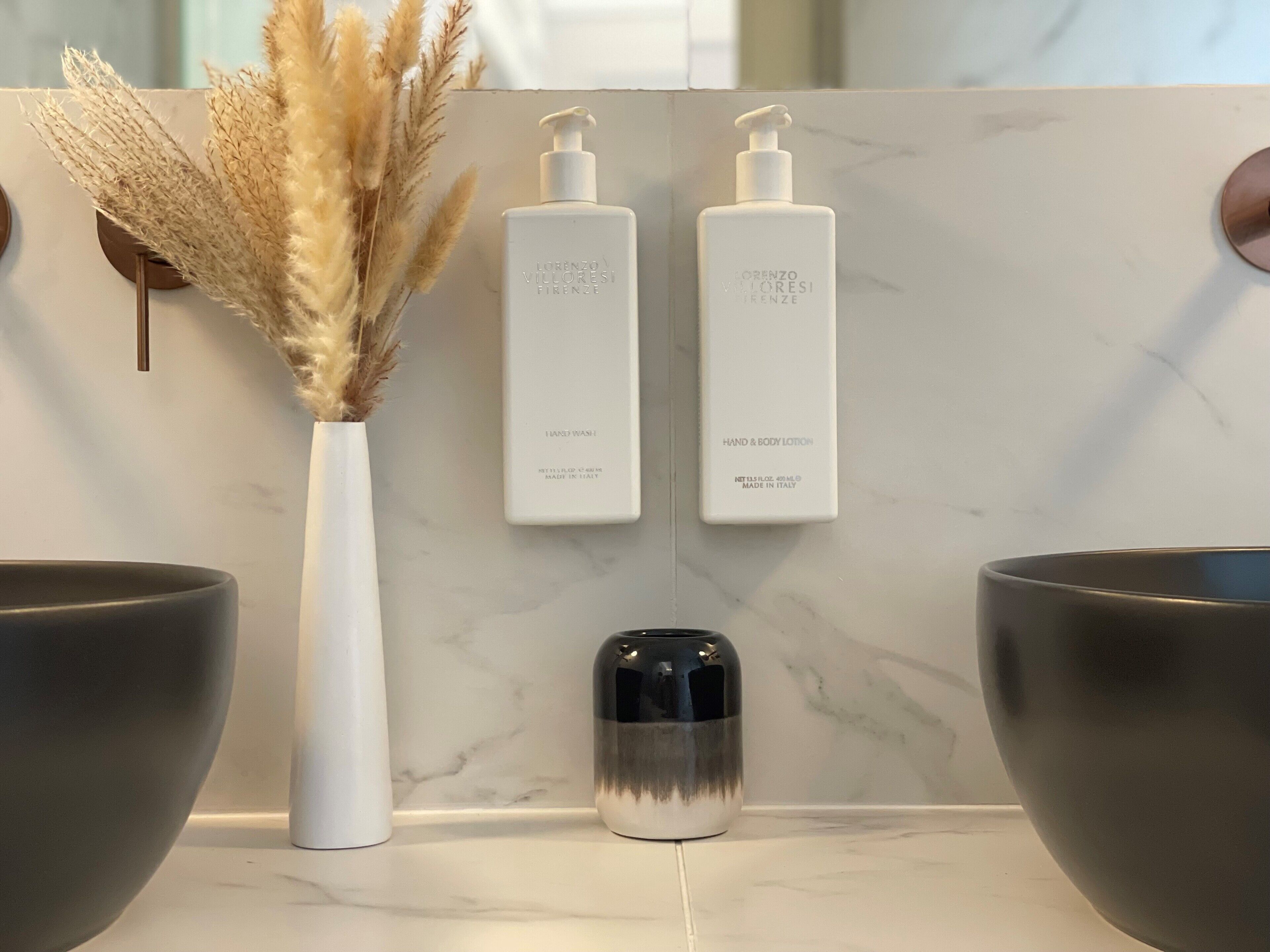 shower, rainfall showerhead, free toiletries, hair dryer