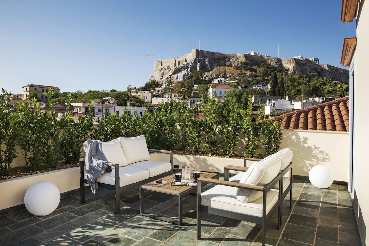 Suite, idromassaggio (Iconic, Acropolis View) | 1 camera, minibar, una cassaforte in camera, postazione laptop