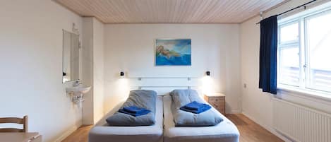 Standard Double or Twin Room, Private Bathroom | Iron/ironing board, free WiFi, bed sheets