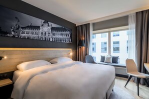 Standard Room | In-room safe, desk, laptop workspace, blackout drapes - Radisson Hotel Antwerp Berchem (Antwerp)