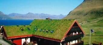 Gjaargardur Guesthouse Gjogv