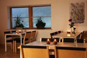 Restaurant - Gjaargardur Guesthouse Gjogv (Gjogv)