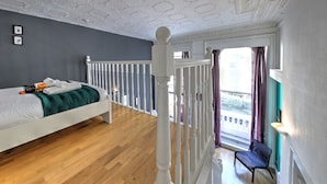 Room - Lg12 Large Studio (London)
