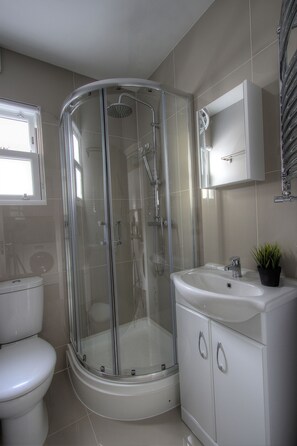 Shower, towels