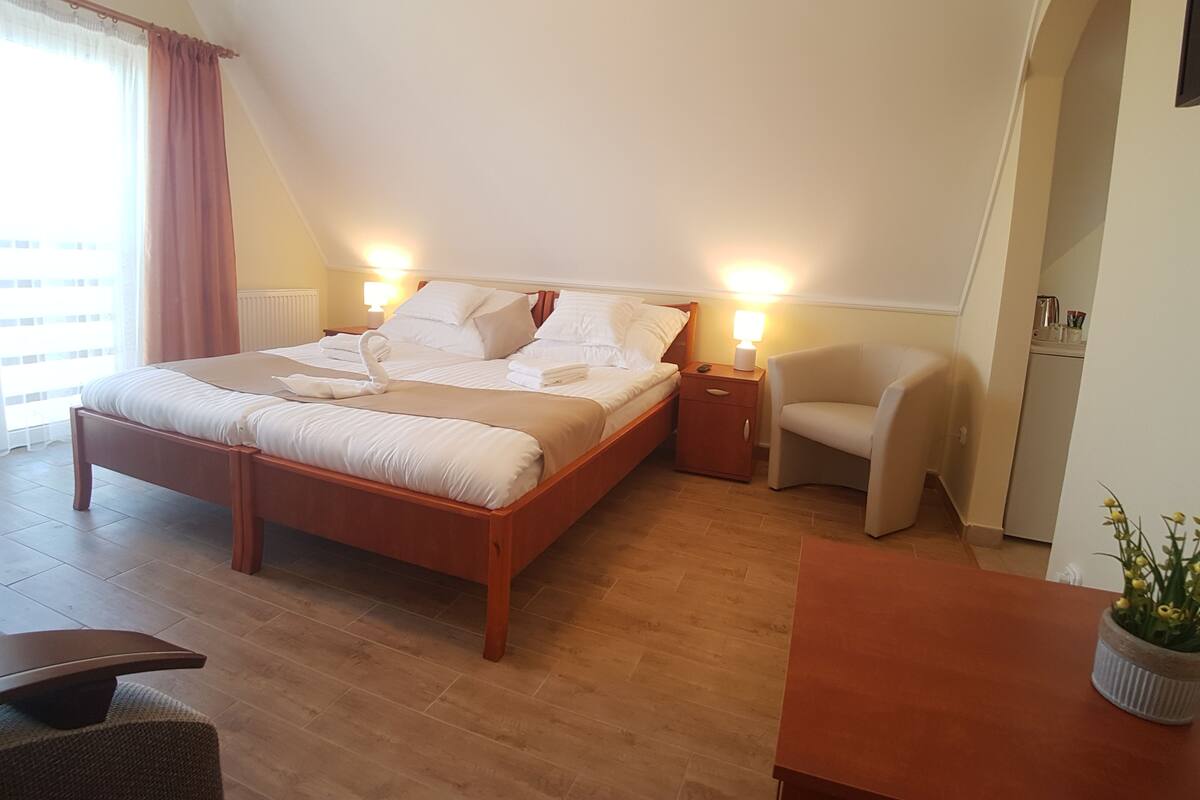 Camera Superior, 1 camera da letto | Biancheria da letto di alta qualità, materassi Select Comfort
