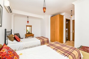 2 bedrooms, in-room safe, iron/ironing board, travel cot