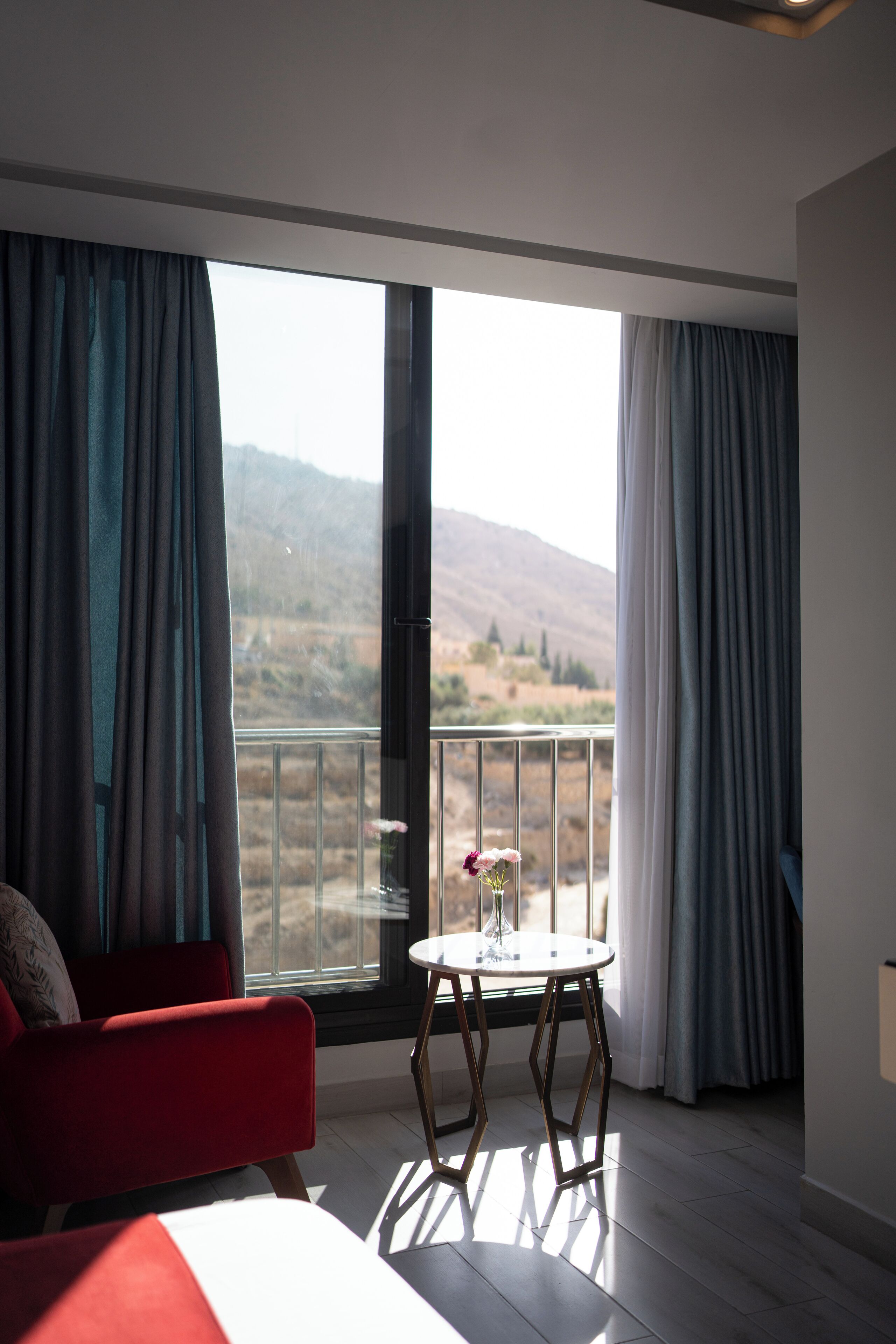 高级双人房, 城市景观 | 免费迷你吧物品、客房内保险箱、办公桌、遮光窗帘