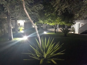 Façade de l’hébergement - soirée/nuit