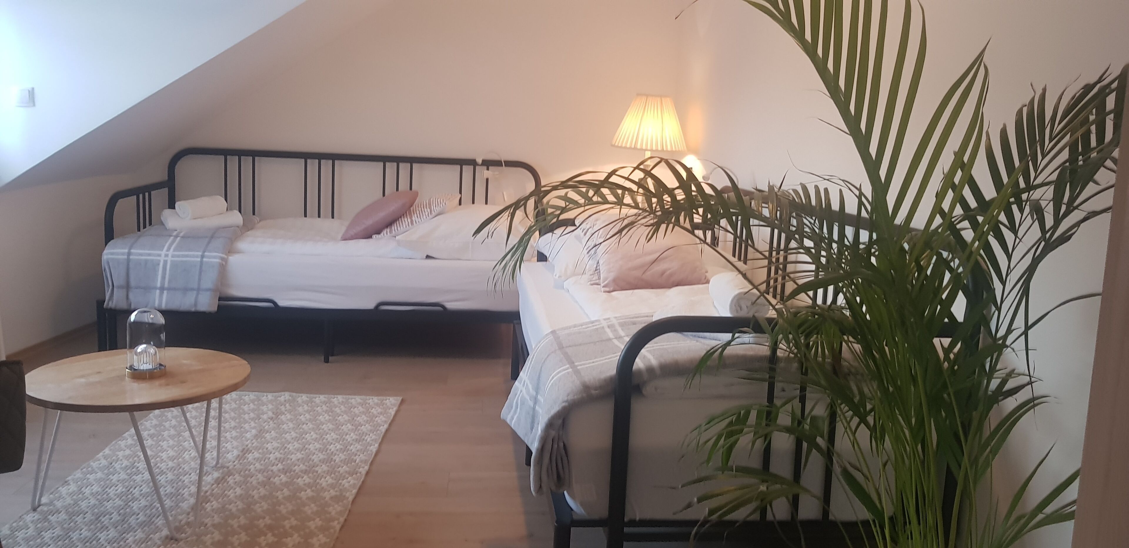 condo | hypo-allergenic bedding, individually decorated, individually furnished