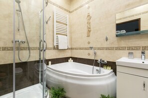 Apartamento luxo | Banheira de imersão