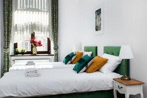 Deluxe Apartment | Premium bedding, in-room safe, desk, blackout curtains - Otium Old Town Starowiślna (Kraków)