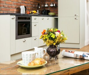 Daily continental breakfast (PLN 40 per person) - Otium Old Town Starowiślna (Kraków)