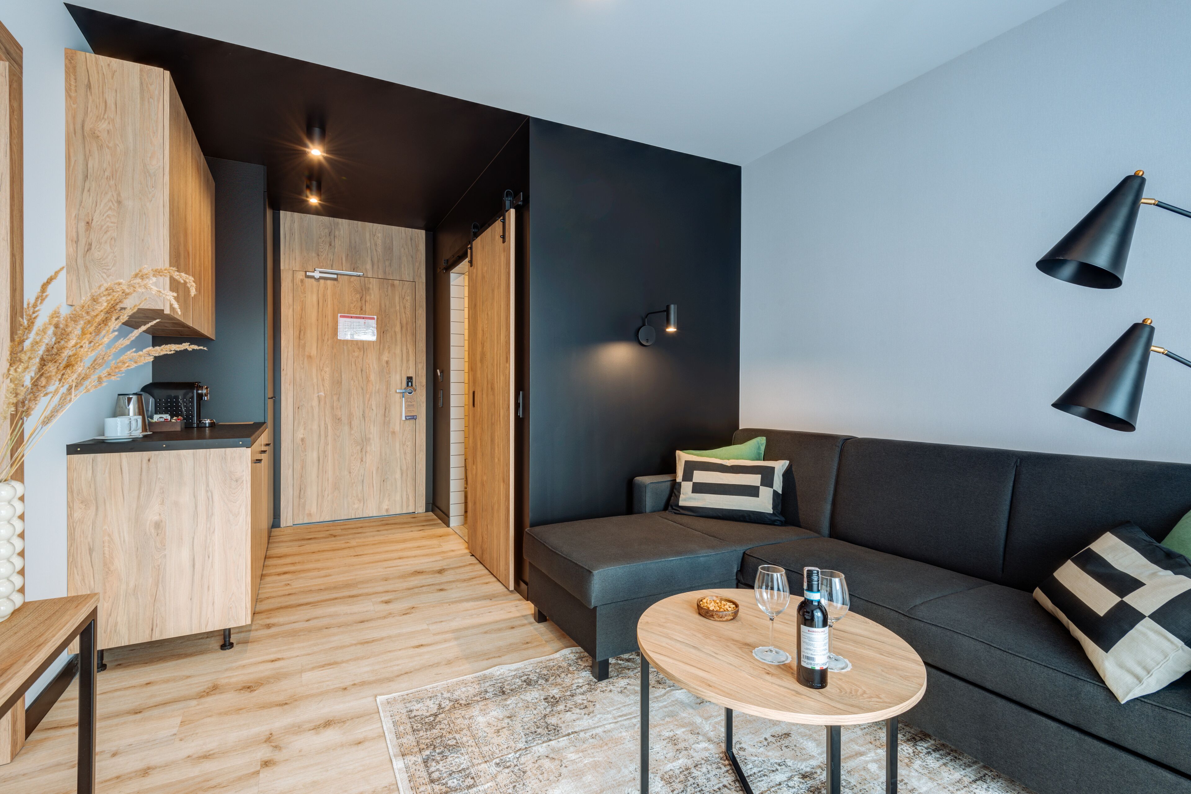 apartment, 1 bedroom | living room | lcd tv, toys