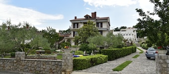 Apartment and Studio Demy