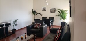 Apartment, 2 Bedrooms | Living area