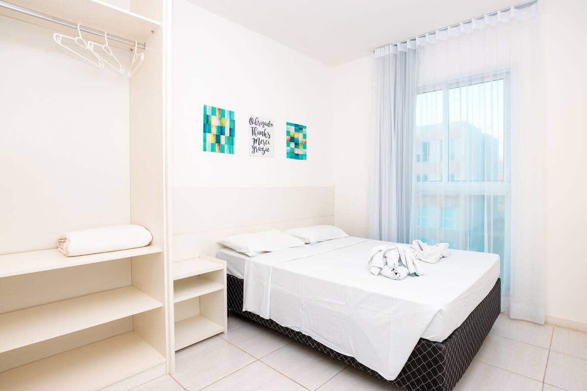 Apartamento superior, 3 habitaciones | Cortinas opacas, wifi gratis, ropa de cama