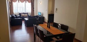 Apartment, 2 Bedrooms | Living area | 32-inch plasma TV with cable channels, TV - Portal Rent Apart 8 (Santa Cruz)