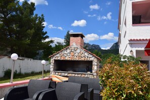 Aire de pique-nique/barbecue