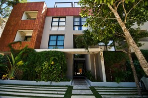 Fachada da propriedade