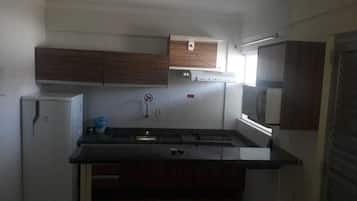 公寓 | 私人廚房 | 微波爐、爐具、廚房用具/餐具/器皿