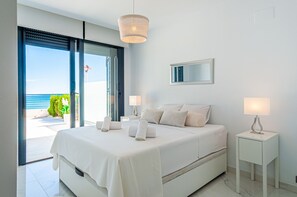 Appartamento Superior, 2 camere da letto, terrazzo, vista mare | Ferro/asse da stiro, lenzuola